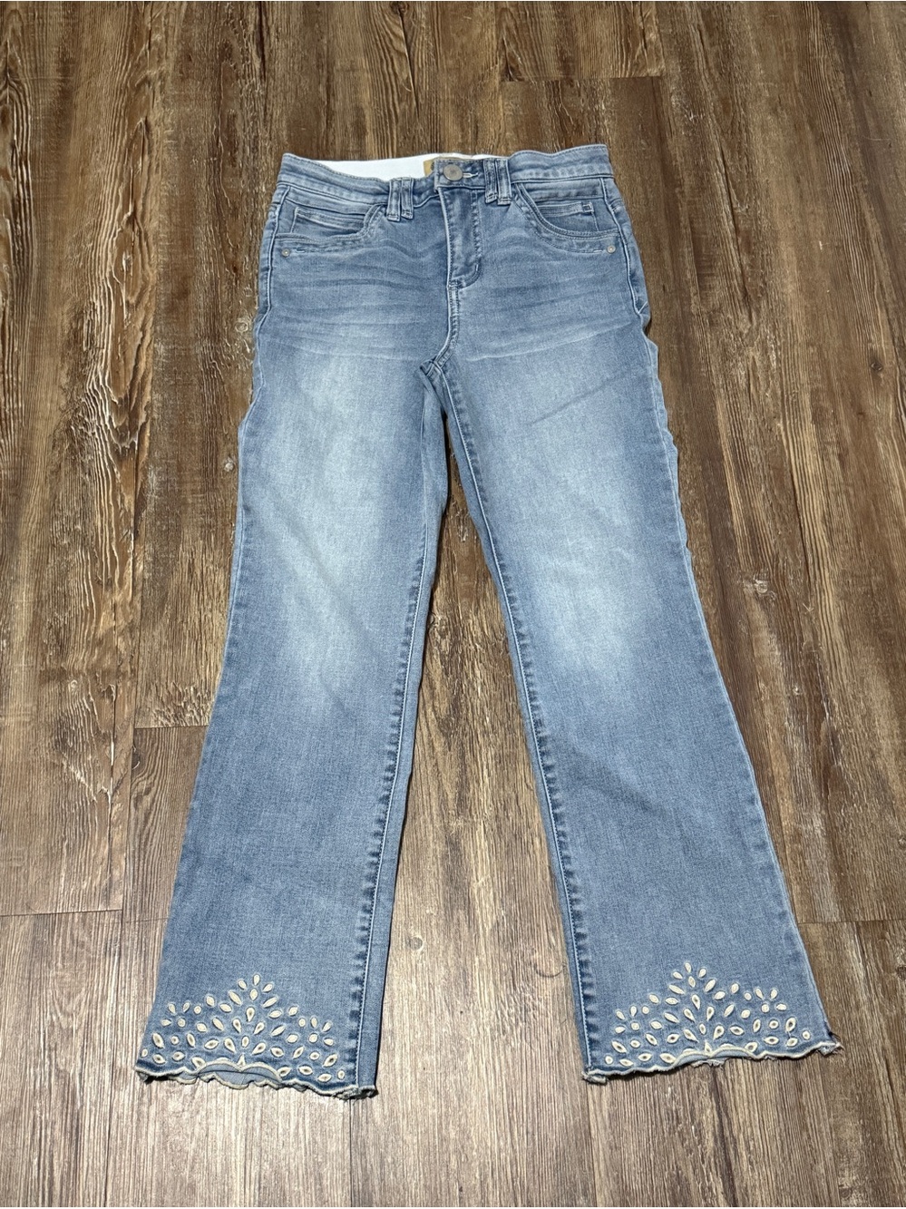 Democracy Ab Technology Laced Hem Bootcut Jeans Women's 2 Light Wash Denim